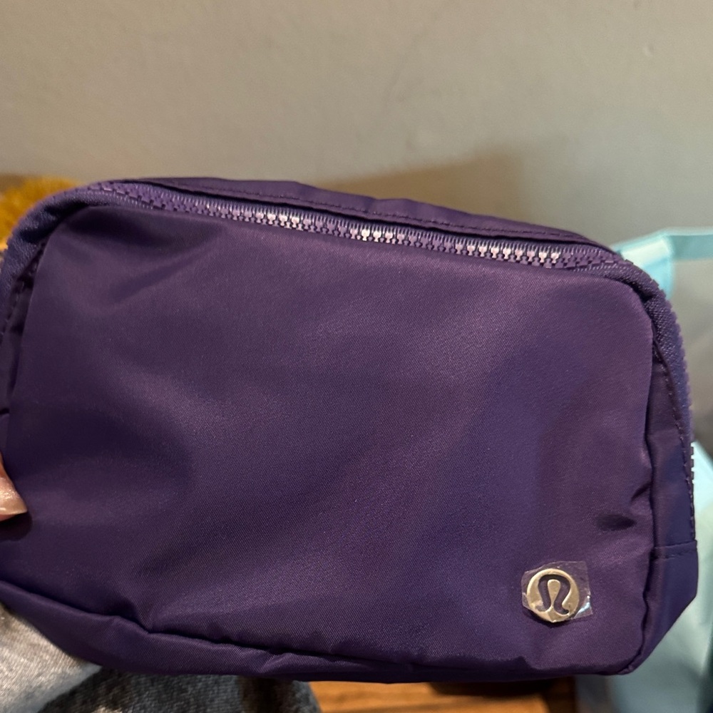 lululemon athletica Deep Purple Cosmetic Bag